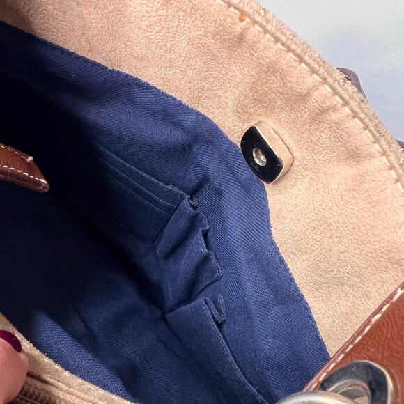 Tommy Hilfiger Tan Bucket Crossbody Bag - Picture 5 of 8